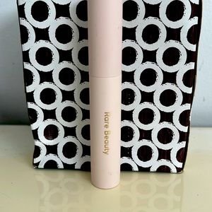 Rare Beauty Mascara color: BLACK